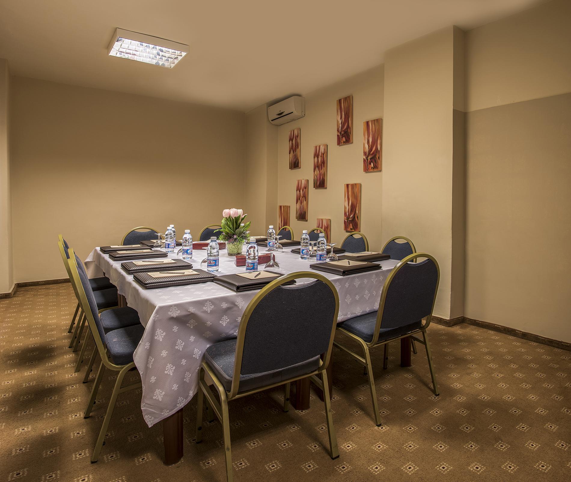 Rawche Universal Apartments Бейрут Экстерьер фото