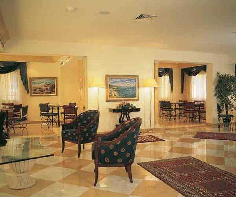 Rawche Universal Apartments Бейрут Экстерьер фото