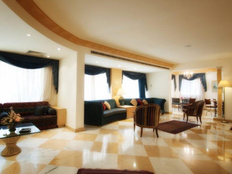 Rawche Universal Apartments Бейрут Экстерьер фото
