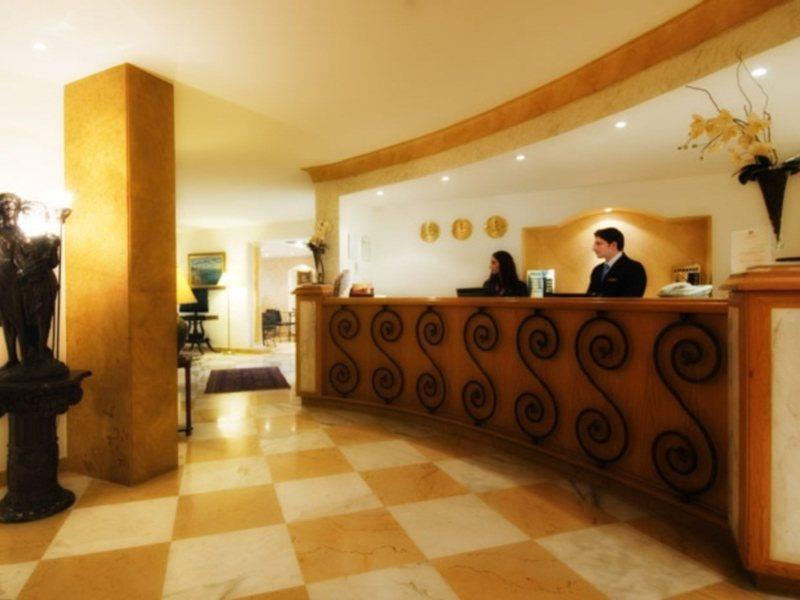 Rawche Universal Apartments Бейрут Экстерьер фото
