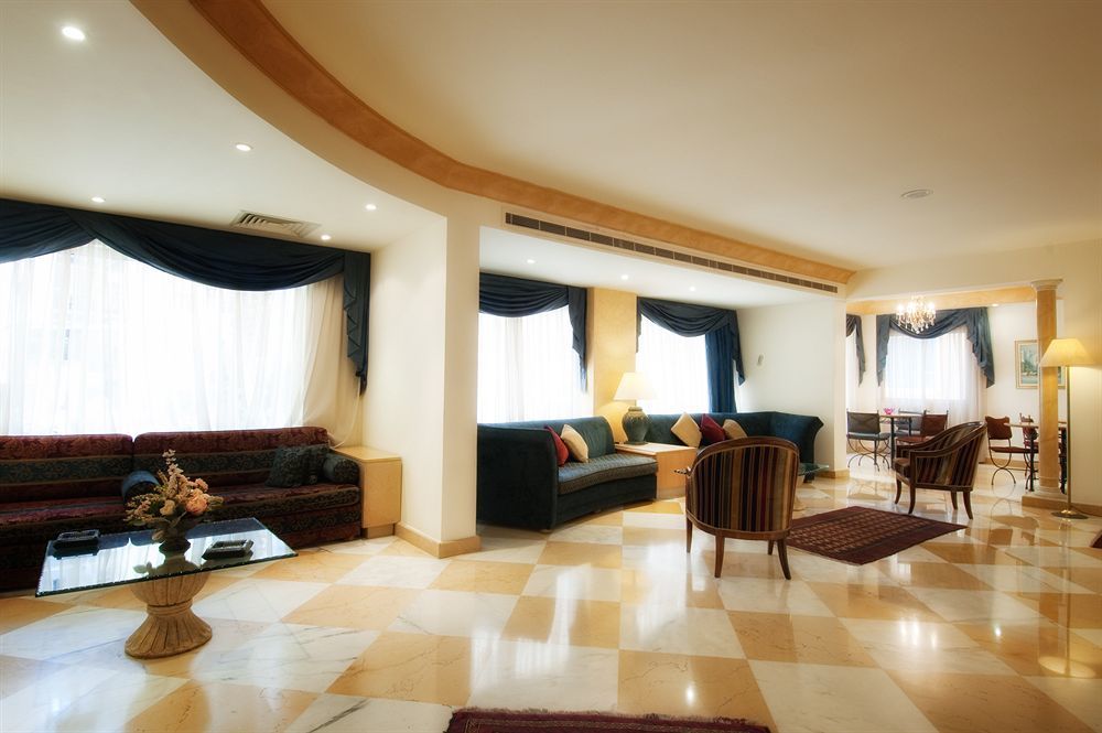 Rawche Universal Apartments Бейрут Экстерьер фото