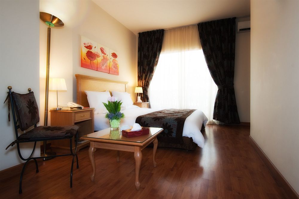 Rawche Universal Apartments Бейрут Экстерьер фото