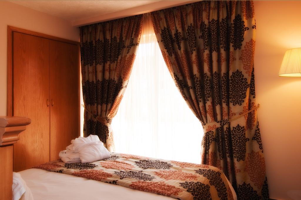 Rawche Universal Apartments Бейрут Экстерьер фото